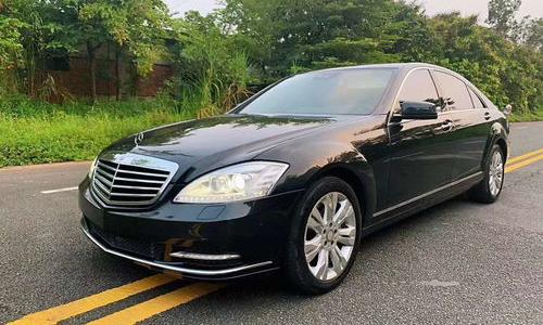 奔驰s500L落地多少钱？ s500奔驰轿车多少钱